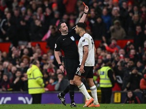 Dorong Wasit, Mitrovic Terancam Tak Bisa Main Lebih dari 10 Laga