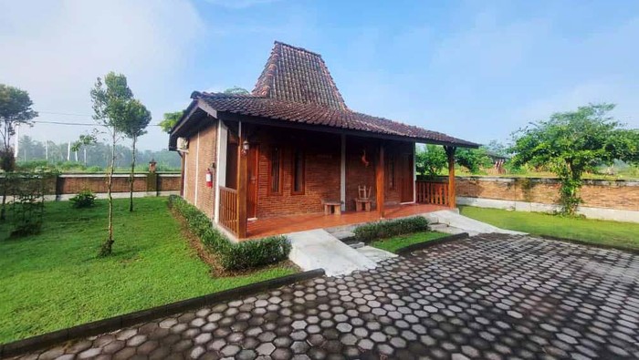 Wanurejo merupakan salah satu desa wisata yang menjadi pintu gerbang masuk ke kawasan Borobudur. Untuk lebih meningkatkan pendapatan penduduk, PT Bank Negara Indonesia (Persero) Tbk (BNI) mendorong warga Desa Wanurejo, Kabupaten Magelang, Jawa Tengah (Jateng) melalui Balai Ekonomi Desa (Balkondes). (Rekues Dana)