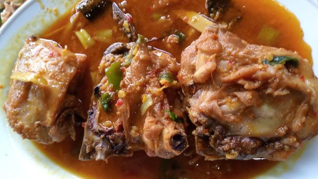 Beragam menu olahan seafood yang dijajakan di Pantai Depok, Bantul. Foto diunggah Selasa (21/3/2023).