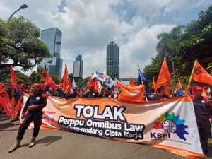 Perppu Cipta Kerja Disahkan DPR, Buruh Bakal Gugat ke MK