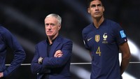 Deschamps Kecewa Ditinggal Pensiun Varane