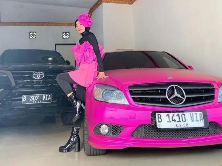 7 Gaya Keluarga Pejabat yang Viral Setelah Pamer Kehidupan Mewah
