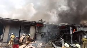 Kebakaran Gudang Sembako di Cipinang Padam Usai 3 Jam