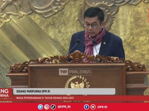 Momen Demokrat Minta Naik Mimbar ke Puan Interupsi Tolak Perppu Ciptaker