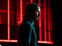 Bak di Film John Wick! Rumah Keanu Reeves Dibobol Maling, Jendela Rusak