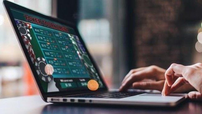Oktober: Indonesia Perang Judi Online, Kominfo Jadi Komdigi