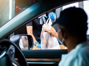Stop! 5 Perilaku Tak Sopan Saat Drive Thru Ini Sering Disalahpahami