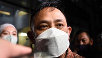Sudarman Harjasaputra memberikan klarifikasi selama 10 jam terkait Laporan Harta Kekayaan Penyelenggara Negara (LHKPN) dirinya. Antara Foto/Indrianto Eko Suwarso.