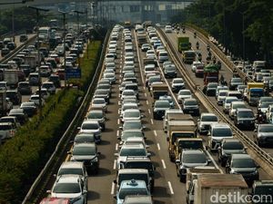 Jokowi Bicara Macet, Jangan Kaget Lihat Jumlah Kendaraan di Jakarta