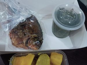 KPK Ungkap Makanan untuk Lukas Enembe Usai Dituding Beri Ubi Busuk