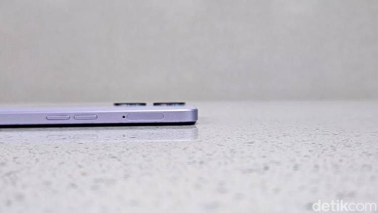 Oppo A78 5G Oppo A78 5G