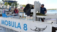 Rencananya kapal itu akan beroperasi sekitar satu tahun untuk membantu mengatasi permasalahan sampah di wilayah perairan Bali.