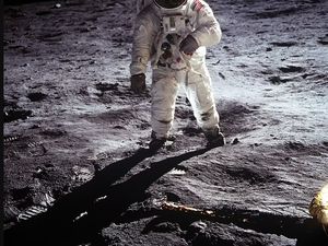 Video: Astronaut NASA Kembali Tunda Kepulangan ke Bumi, Kenapa Ya?