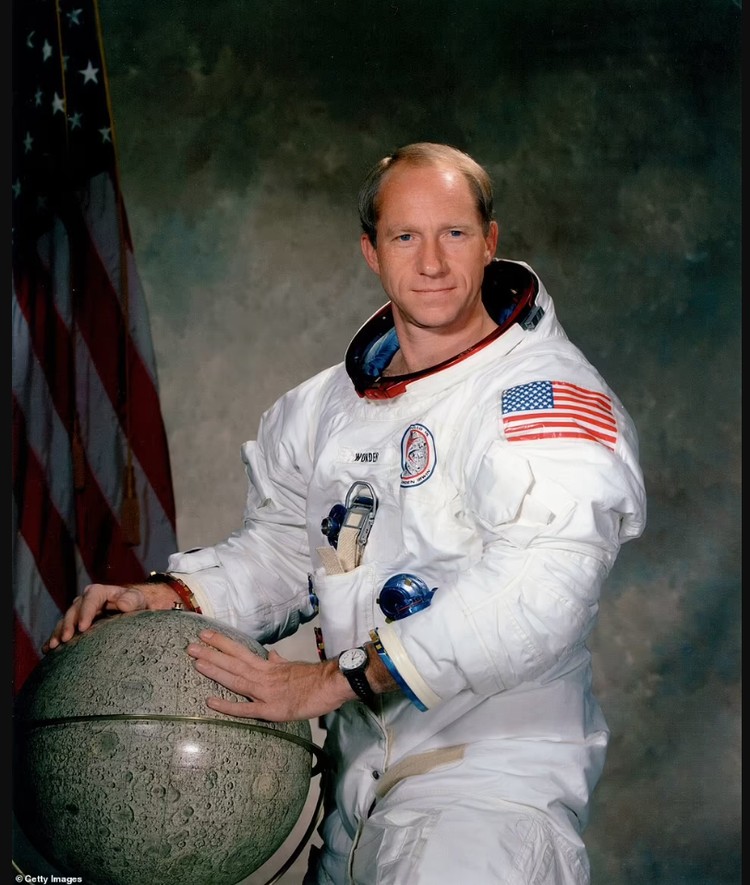 Penampakan Evolusi Baju Astronaut NASA 1959-2023