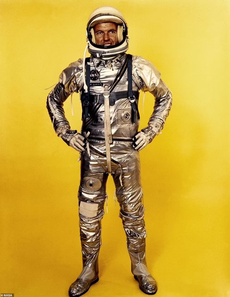 Penampakan Evolusi Baju Astronaut NASA 1959-2023