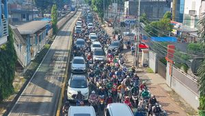 Penampakan Macet Parah di Duren Tiga Arah Kuningan Jaksel Pagi Ini