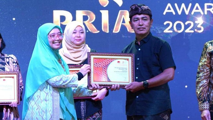 Penghargaan BUMN Terpopuler di Ajang PR Indonesia Awards 2023 Penghargaan BUMN Terpopuler di Ajang PR Indonesia Awards 2023