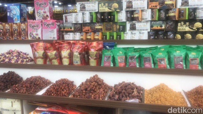 Penjual kurma di Pasar Tanah Abang. (Fariz/detikcom)