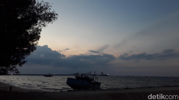 Perairan di Tuban diterjang angin puting beliung
