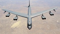 Tegang! Rusia Kerahkan Sukhoi Adang 2 Pesawat Bomber AS