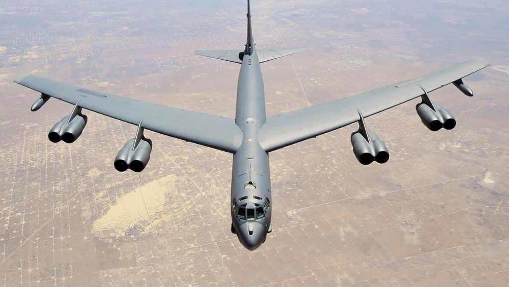 Tegang! Rusia Kerahkan Sukhoi Adang 2 Pesawat Bomber AS