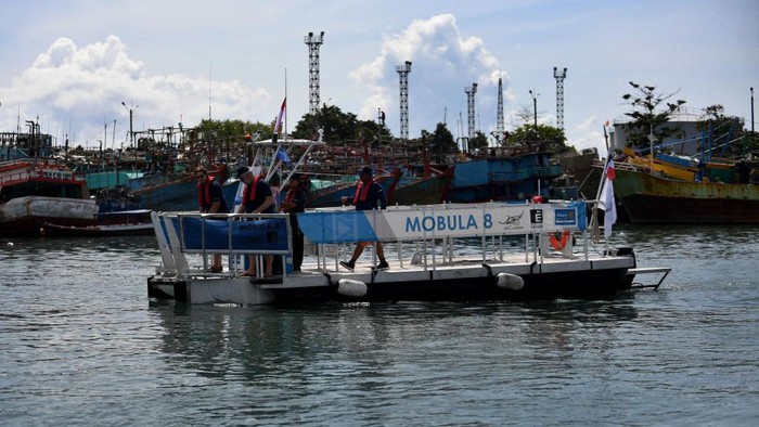 Bali berkesempatan menjadi yang pertama kali merasakan. Kapal tersebut bernama Mobula 8.