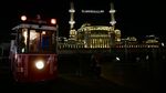 Potret Masjid Taksim di Turki Menyala Jelang Ramadan