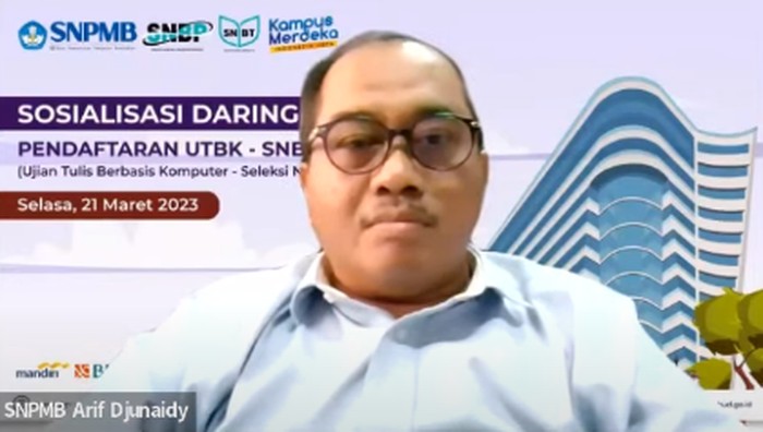 Arif Djunaidy selaku Koordinator Teknologi dan Sistem Informasi SNPMB 2023