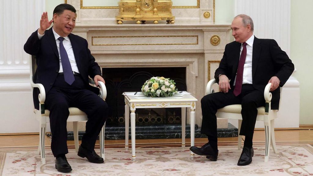 Semringah Putin dan Xi Jinping di Rusia
