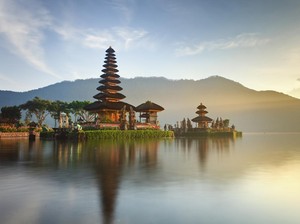 Saat Semua Semakin Cepat, Bali Berani Menyepi