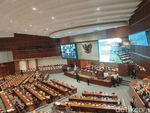 75 Anggota DPR Hadiri Paripurna Pengesahan Perppu Cipta Kerja Jadi UU
