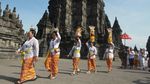 Ribuan Umat Hindu Ikuti Tawur Agung Kesanga di Candi Prambanan