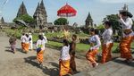 Ribuan Umat Hindu Ikuti Tawur Agung Kesanga di Candi Prambanan
