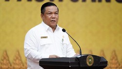 Geger Pengakuan Sekda Riau soal Sweet Seventeen Putrinya Digelar di Toko