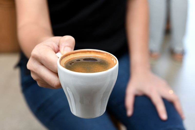 Sluurp! Rutin Minum Kopi Bisa Menyehatka  Pencernaan dan Usus