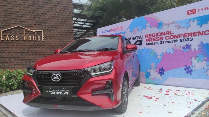 Tampilan terbaru All New Astra Daihatsu Ayla di Medan