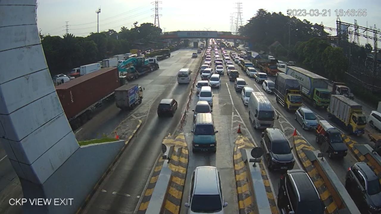 Tangkapan layar live CCTV GT Cikupa via situs PT Marga Mandalasakti