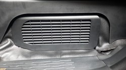 Innova Zenix Hybrid Punya Ventilasi di Bawah Jok, Ternyata Ini Fungsinya