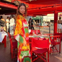 Yan Yan Chan pun sering mendokumentasikan gaya fashionnya yang unik sekaligus liburan mewahnya.Foto: Instagram Yan Yan Chan