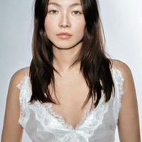 Kehidupan cinta Harry Styles selalu menarik perhatian publik. Setelah putus dengan aktris Olivia Wilde, Harry disebut sedang dekat dengan sosialita dan selebgram bernama Yan Yan Chan.Foto: Instagram