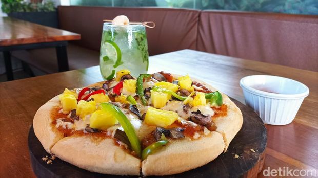 You Coffee and Resto Dekat Ragunan