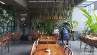 Kafe Instagramable Punya Banyak Tanaman, Dekat Banget dengan Ragunan!