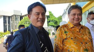 Ketum PBB Yusril Sambangi DPP Golkar