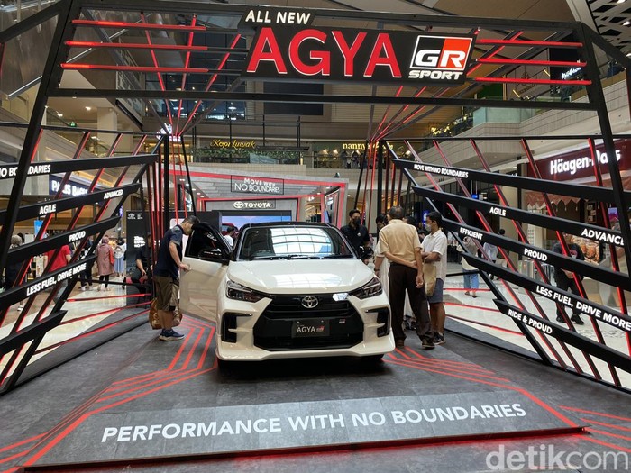 All New Agya di Mall Kota Kasablanka