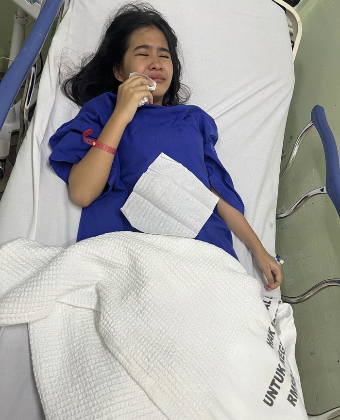 Artis cilik terancam lumpuh usai jadi korban prank tarik kursi Momen Artis Cilik Dirawat usai Jadi Korban Prank Tarik Kursi, Terancam Lumpuh