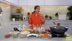 Potret Dapur Farida Nurhan yang Minimalis Buat Konten Masak