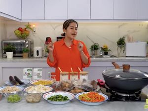 Potret Dapur Farida Nurhan yang Minimalis Buat Konten Masak