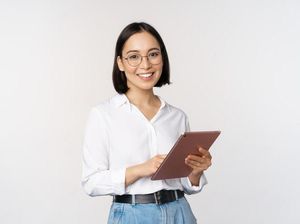 10 Pekerjaan yang Nggak Perlu Ngantor Tapi Gaji Miliaran, Kamu Tertarik?