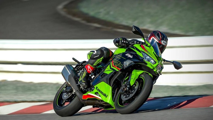 Kawasaki Ninja ZX-4R Kawasaki Ninja ZX-4R