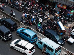 Jukir Getok Tarif Parkir Rp 60 Ribu di Tanah Abang Diringkus Polisi